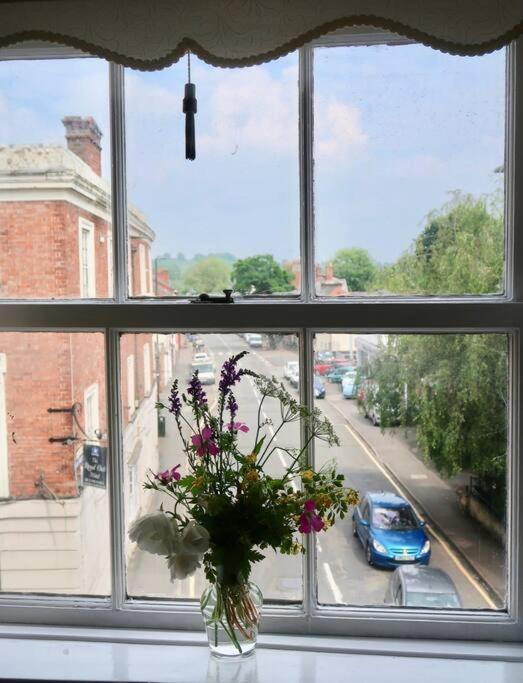 Medieval Roots And Harry Potter Townhouse - Hiking Near Ludlow Leominster Extérieur photo