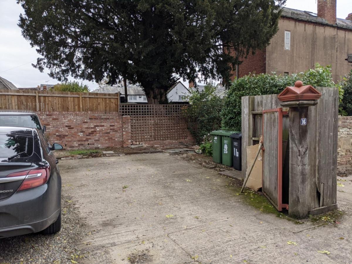 Medieval Roots And Harry Potter Townhouse - Hiking Near Ludlow Leominster Extérieur photo